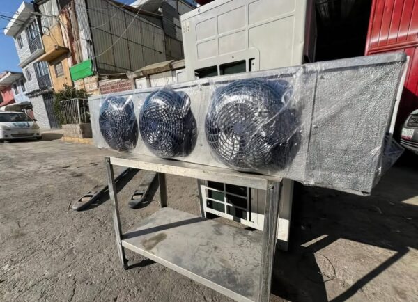 Evaporador bohn 3 ventiladoresImagen de WhatsApp 2025-05-28 a las 11.00.03_f45e8560-low_res-scale-2_00x Evaporador de 3 ventilas BOHN 110v