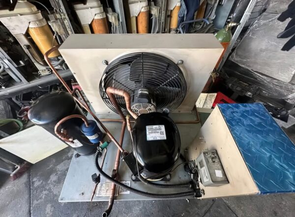 UnidadCondesadora3hpbohnImagen de WhatsApp 2025-05-28 a las 10.40.26_9c367090-low_res-scale-2_00x Unidad Condensadora 3HP Media temperatura BOHN